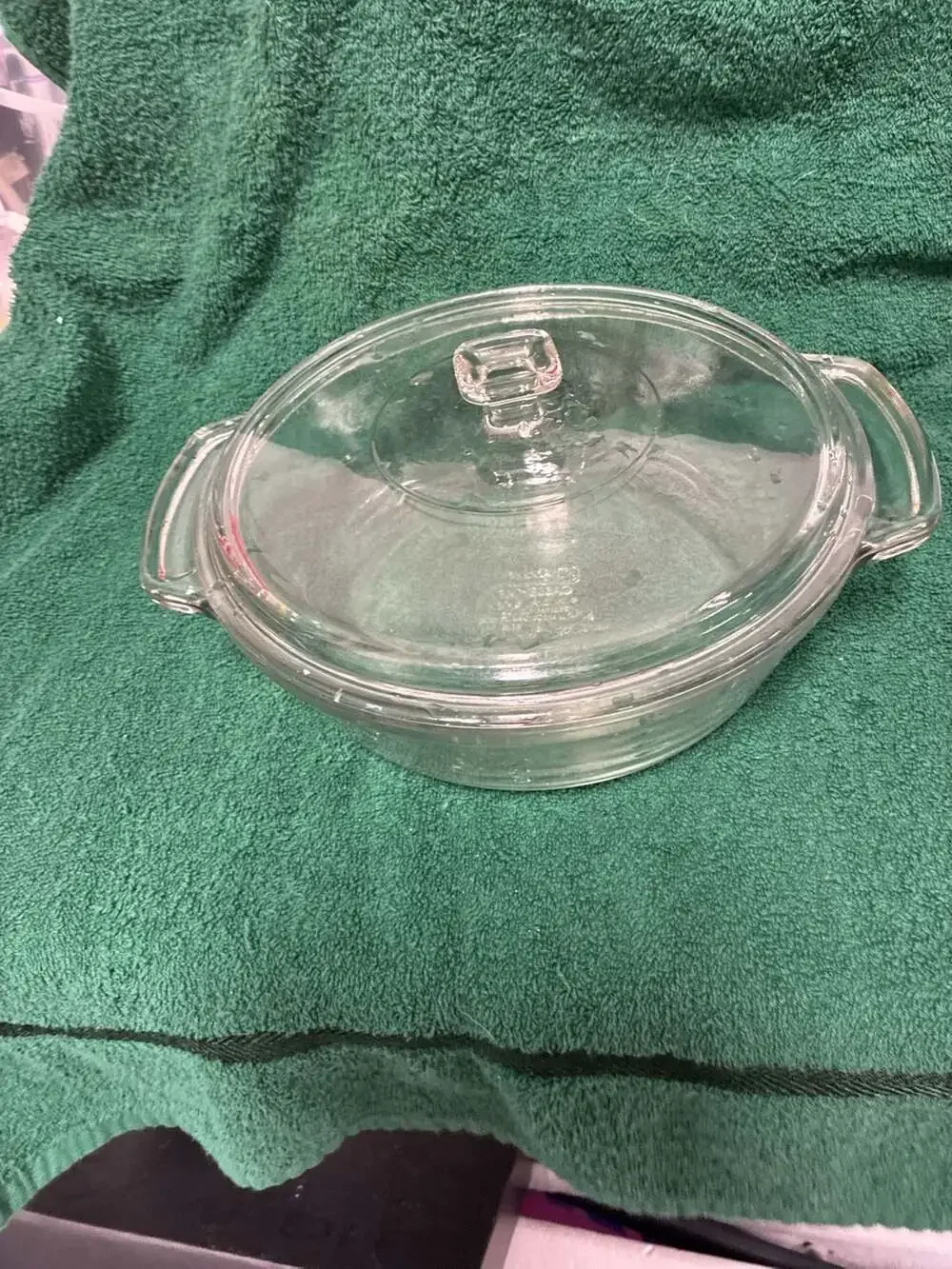 Anchor Hocking Clear Glass Round 2 Quart Casserole Baking Dish with Lid